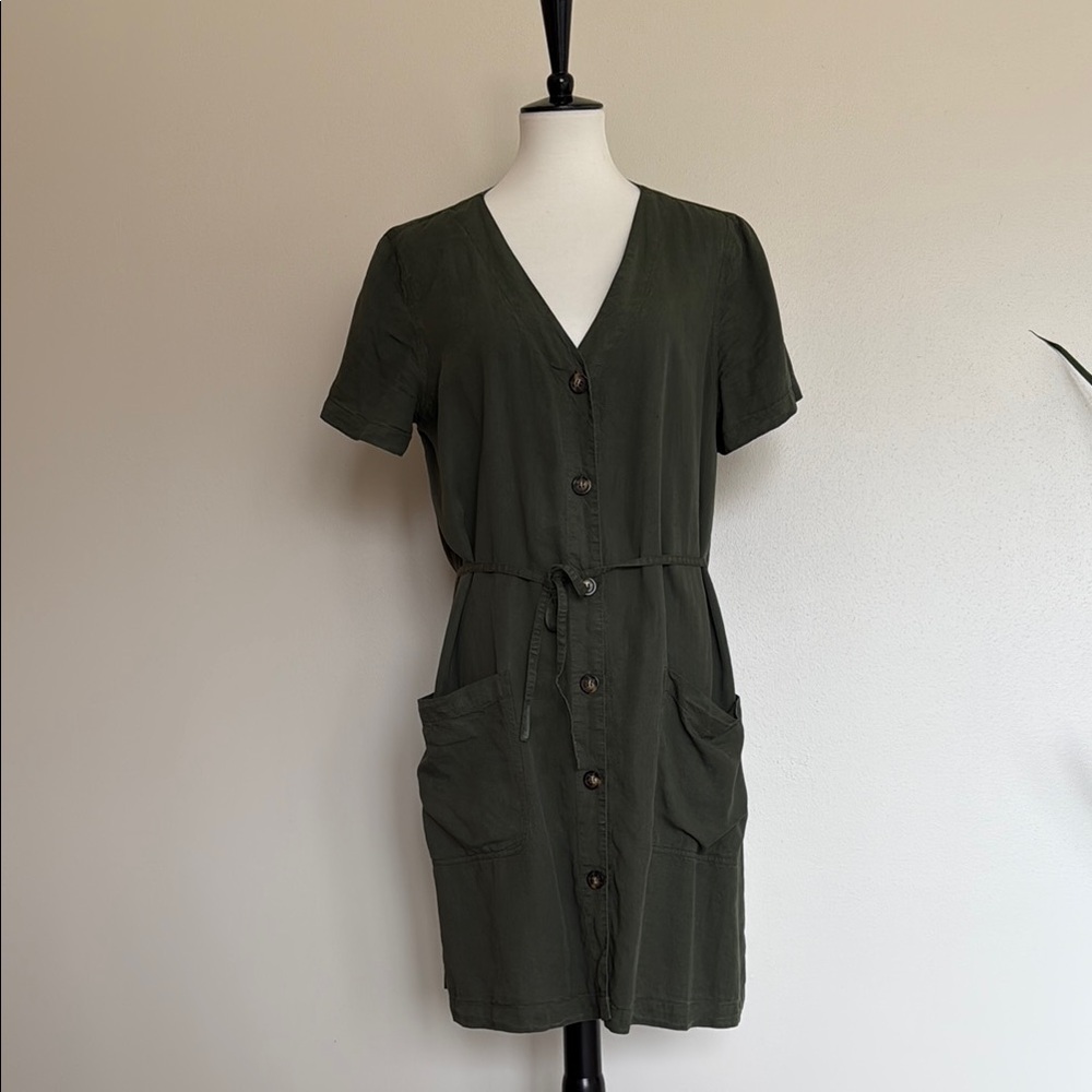 Lou&Grey button down dress
